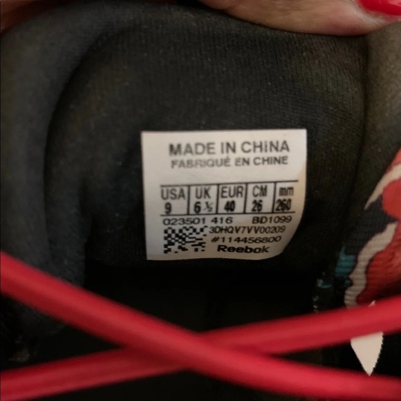 Reebok women’s sneakers - Picture 4 of 5